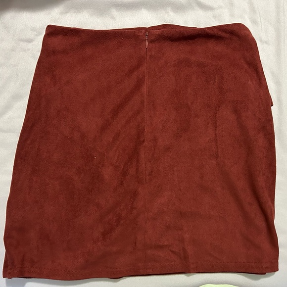 Auburn Altar’d State skirt - Picture 2 of 2